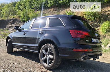 Позашляховик / Кросовер Audi Q7 2013 в Чорткові