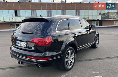 Позашляховик / Кросовер Audi Q7 2015 в 
