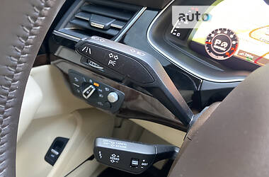 Внедорожник / Кроссовер Audi Q7 2017 в 