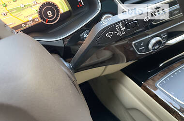 Внедорожник / Кроссовер Audi Q7 2017 в 
