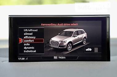 Позашляховик / Кросовер Audi Q7 2018 в 
