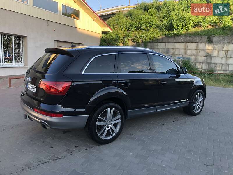 Внедорожник / Кроссовер Audi Q7 2013 в Синельниково
