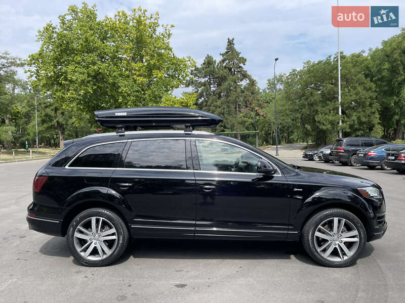 Внедорожник / Кроссовер Audi Q7 2015 в Одессе