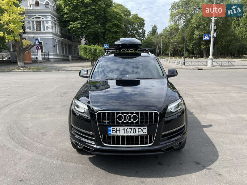 Внедорожник / Кроссовер Audi Q7 2015 в Одессе