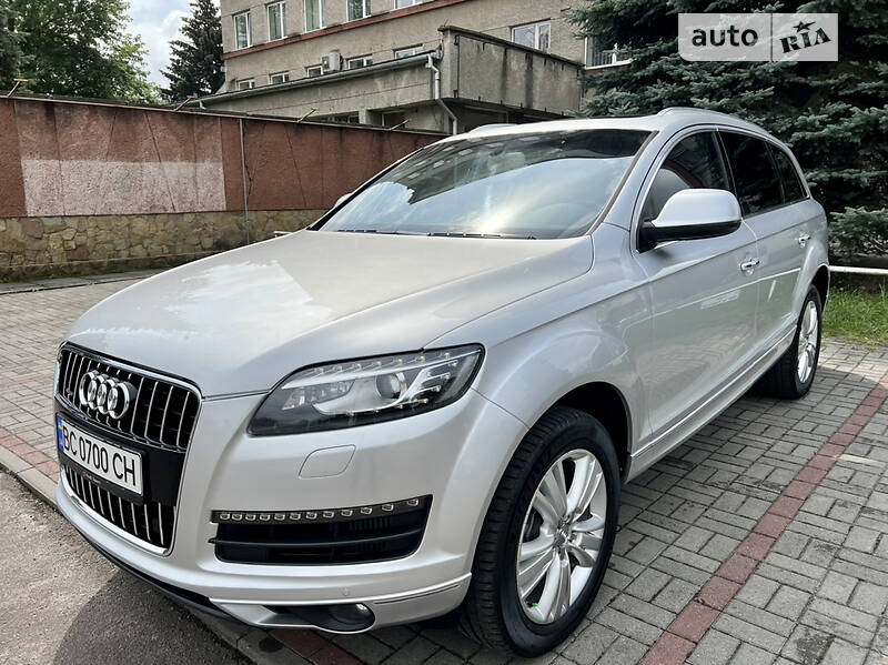 Позашляховик / Кросовер Audi Q7 2013 в Львові