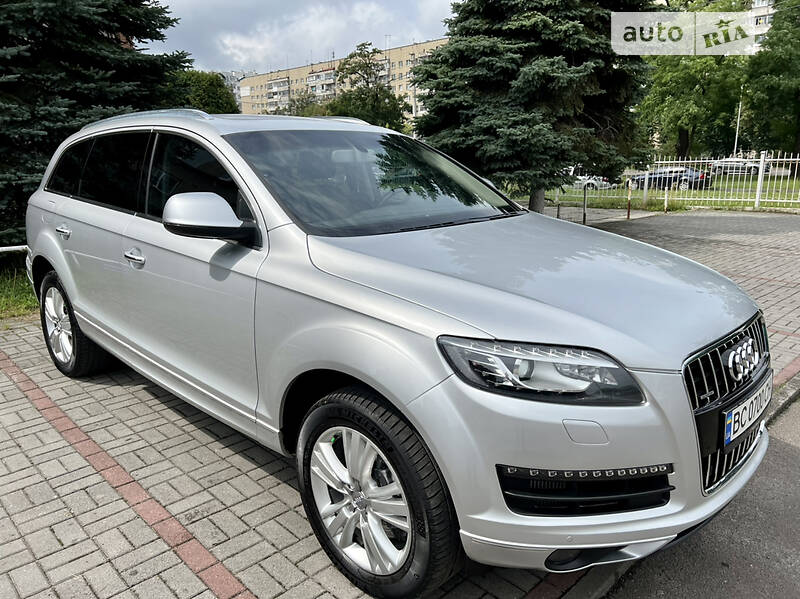 Позашляховик / Кросовер Audi Q7 2013 в Львові