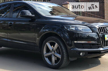 Позашляховик / Кросовер Audi Q7 2007 в Києві