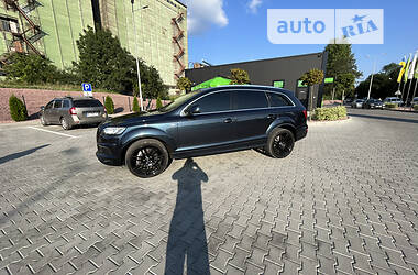 Позашляховик / Кросовер Audi Q7 2010 в Львові