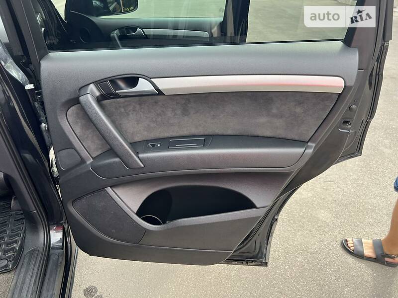 Внедорожник / Кроссовер Audi Q7 2007 в Тернополе