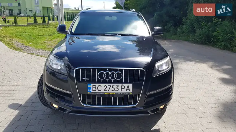 Внедорожник / Кроссовер Audi Q7 2013 в 