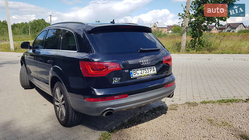 Внедорожник / Кроссовер Audi Q7 2013 в Городке