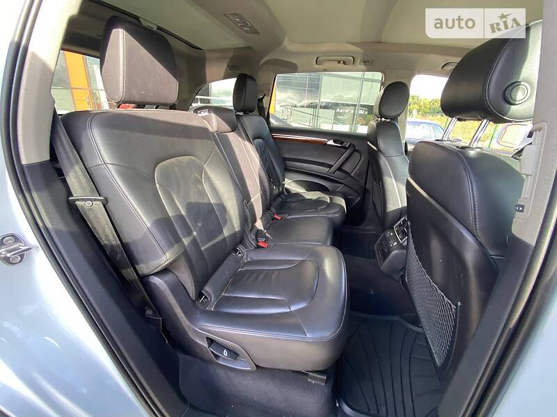 Позашляховик / Кросовер Audi Q7 2013 в Львові