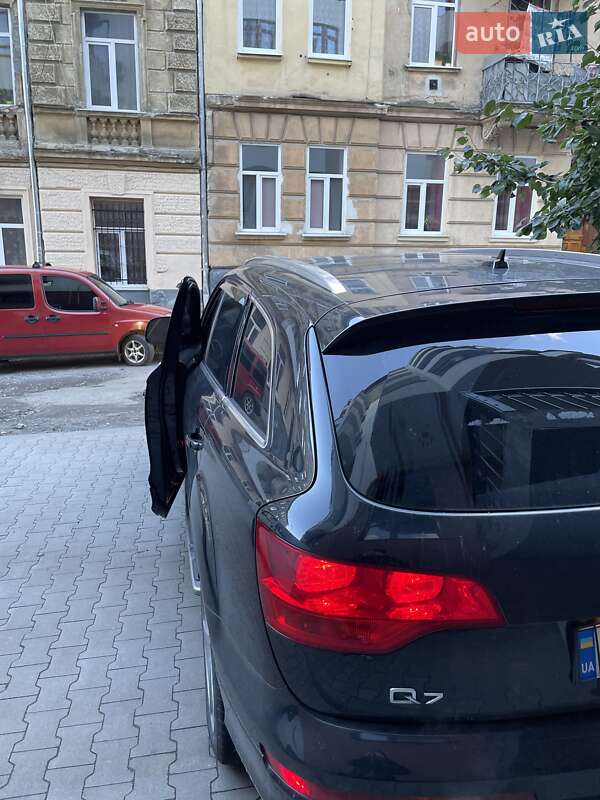 Внедорожник / Кроссовер Audi Q7 2008 в Ирпене