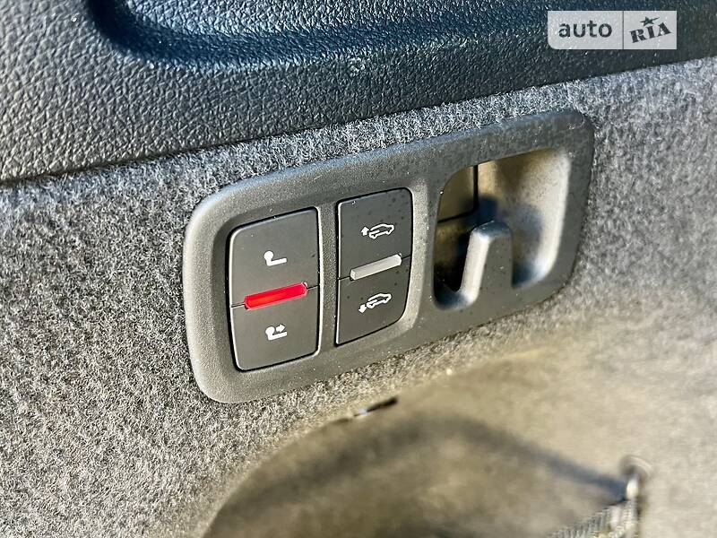 Внедорожник / Кроссовер Audi Q7 2021 в Киеве фото 23 Внедорожник / Кроссовер Audi Q7 2021 в Киеве