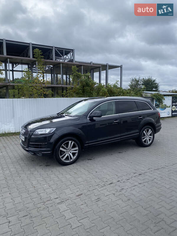 Позашляховик / Кросовер Audi Q7 2011 в Вінниці