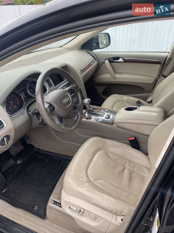 Позашляховик / Кросовер Audi Q7 2011 в Вінниці