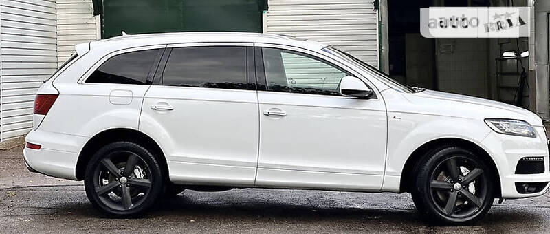 Позашляховик / Кросовер Audi Q7 2012 в Бердичеві