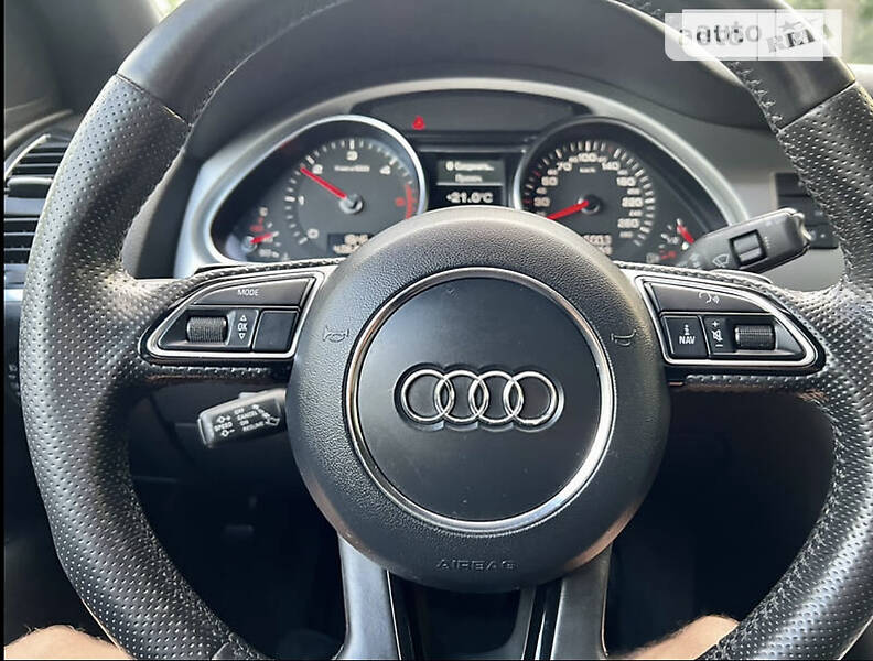 Позашляховик / Кросовер Audi Q7 2012 в Бердичеві