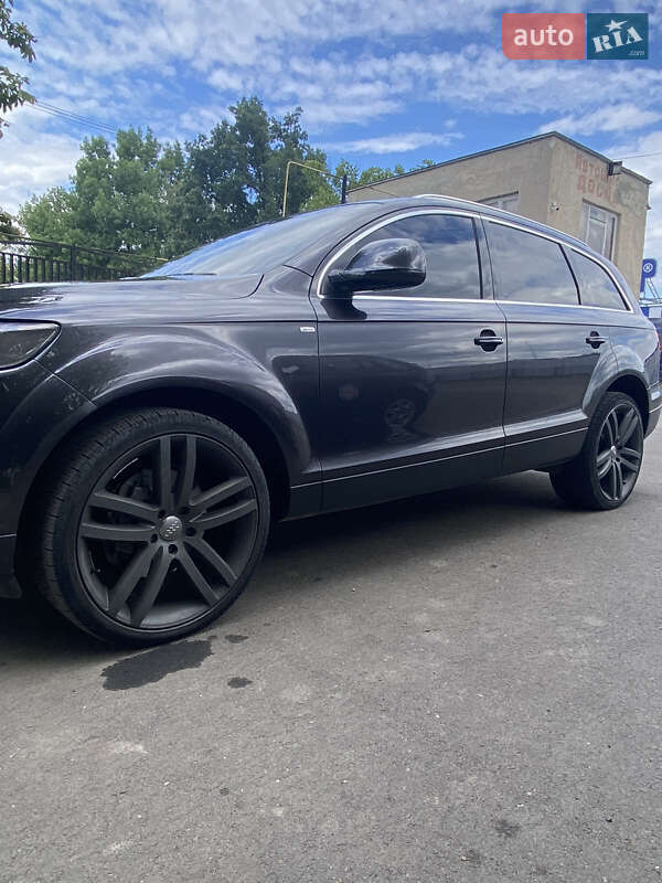 Позашляховик / Кросовер Audi Q7 2006 в Хусті