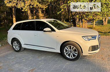 Внедорожник / Кроссовер Audi Q7 2021 в Львове