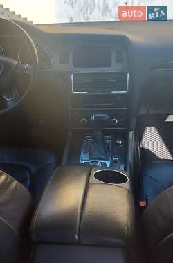 Внедорожник / Кроссовер Audi Q7 2013 в Каменец-Подольском