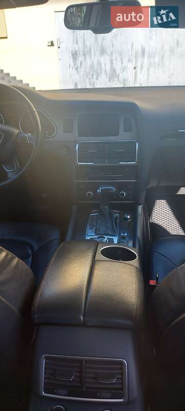 Внедорожник / Кроссовер Audi Q7 2013 в Каменец-Подольском