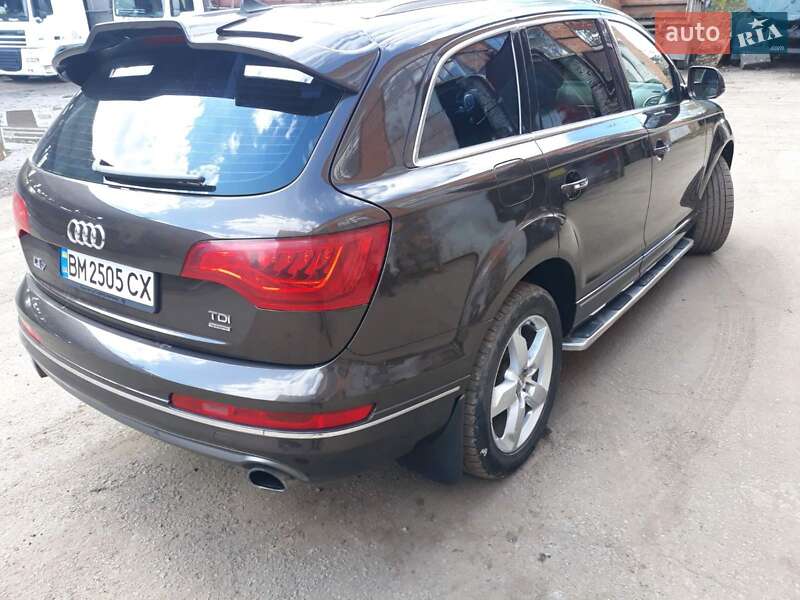 Внедорожник / Кроссовер Audi Q7 2013 в Сумах