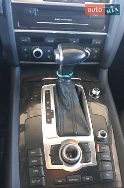 Внедорожник / Кроссовер Audi Q7 2013 в 