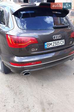 Внедорожник / Кроссовер Audi Q7 2013 в 