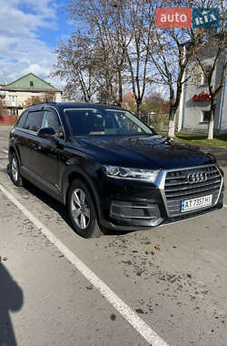 Внедорожник / Кроссовер Audi Q7 2017 в 