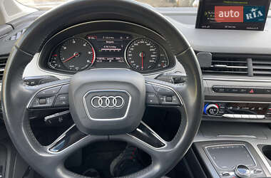 Внедорожник / Кроссовер Audi Q7 2017 в 