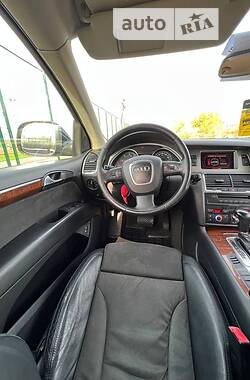 Внедорожник / Кроссовер Audi Q7 2007 в Житомире