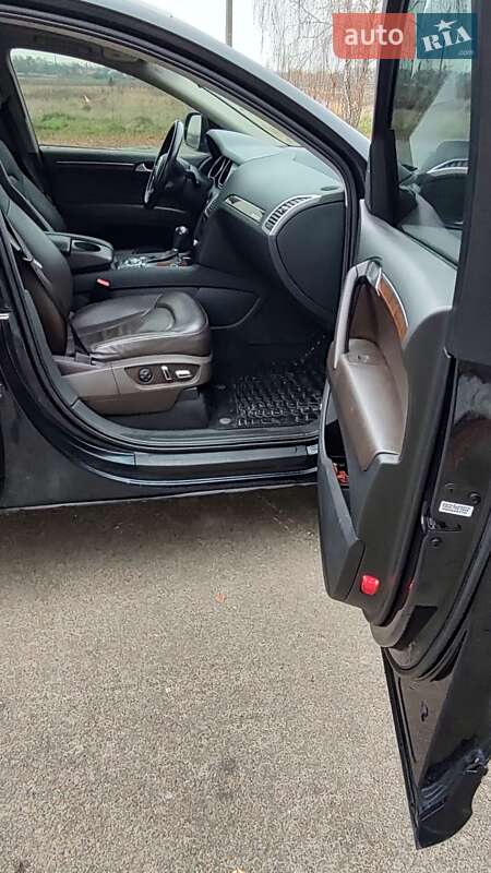 Позашляховик / Кросовер Audi Q7 2010 в Баришівка