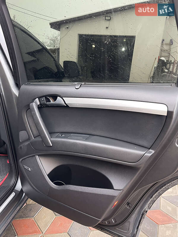 Позашляховик / Кросовер Audi Q7 2013 в Тернополі