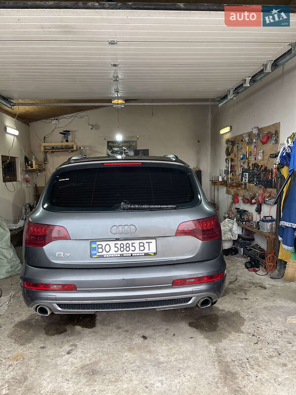 Позашляховик / Кросовер Audi Q7 2013 в Тернополі