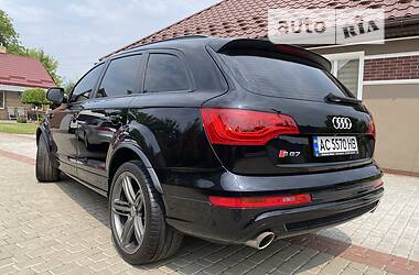 Внедорожник / Кроссовер Audi Q7 2011 в 
