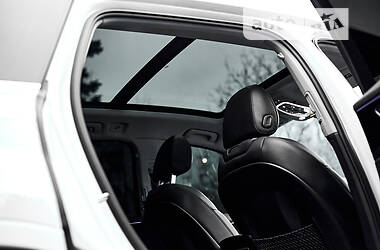 Внедорожник / Кроссовер Audi Q7 2015 в 