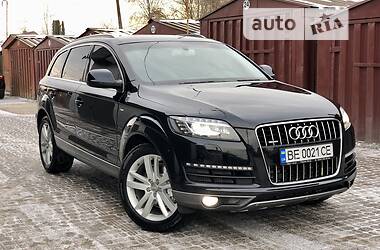 Внедорожник / Кроссовер Audi Q7 2012 в 
