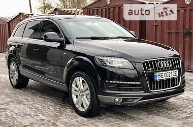 Внедорожник / Кроссовер Audi Q7 2012 в 