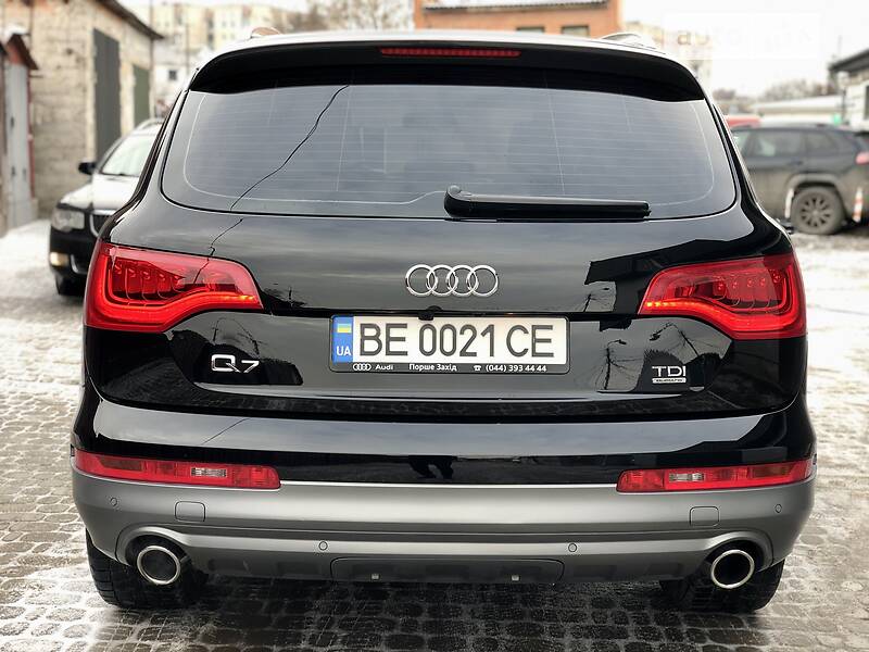 Позашляховик / Кросовер Audi Q7 2012 в Рівному