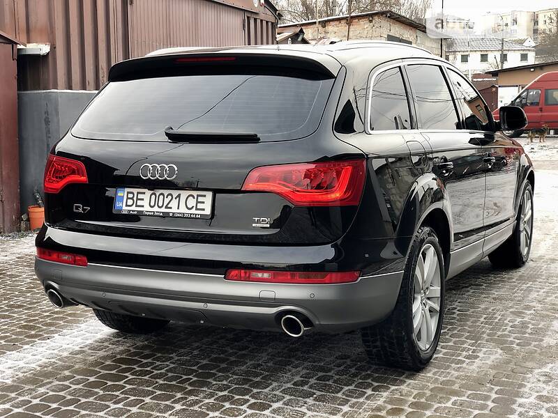 Позашляховик / Кросовер Audi Q7 2012 в Рівному