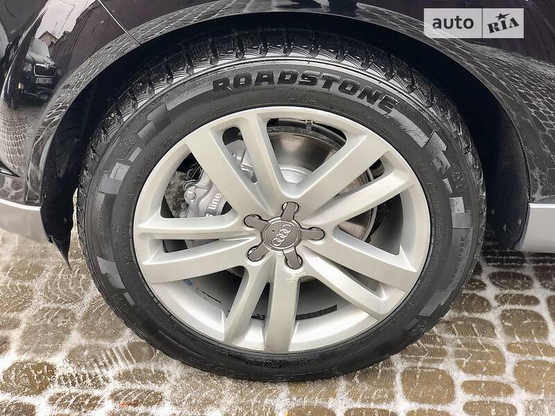 Позашляховик / Кросовер Audi Q7 2012 в Рівному