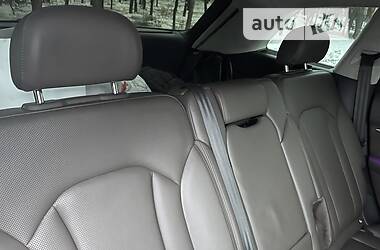 Внедорожник / Кроссовер Audi Q7 2017 в 