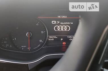 Внедорожник / Кроссовер Audi Q7 2017 в Запорожье