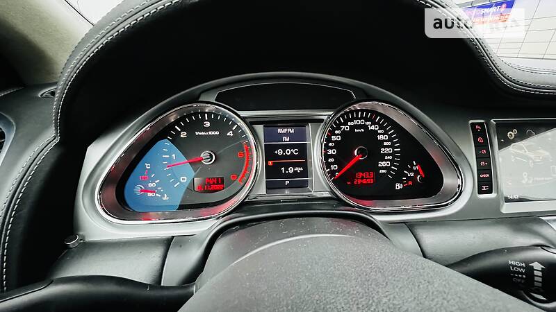 Внедорожник / Кроссовер Audi Q7 2010 в Киеве