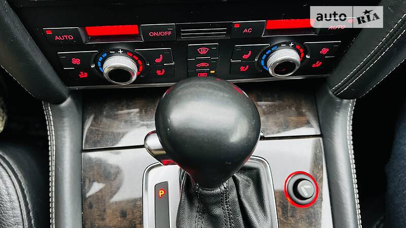 Внедорожник / Кроссовер Audi Q7 2010 в Киеве