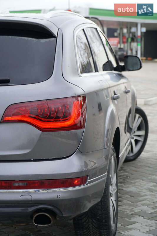 Позашляховик / Кросовер Audi Q7 2014 в Чернівцях