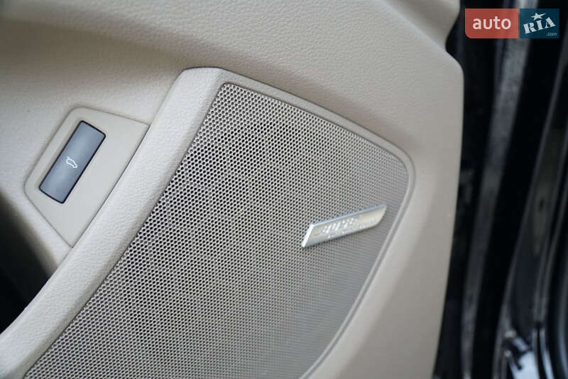 Позашляховик / Кросовер Audi Q7 2014 в Чернівцях