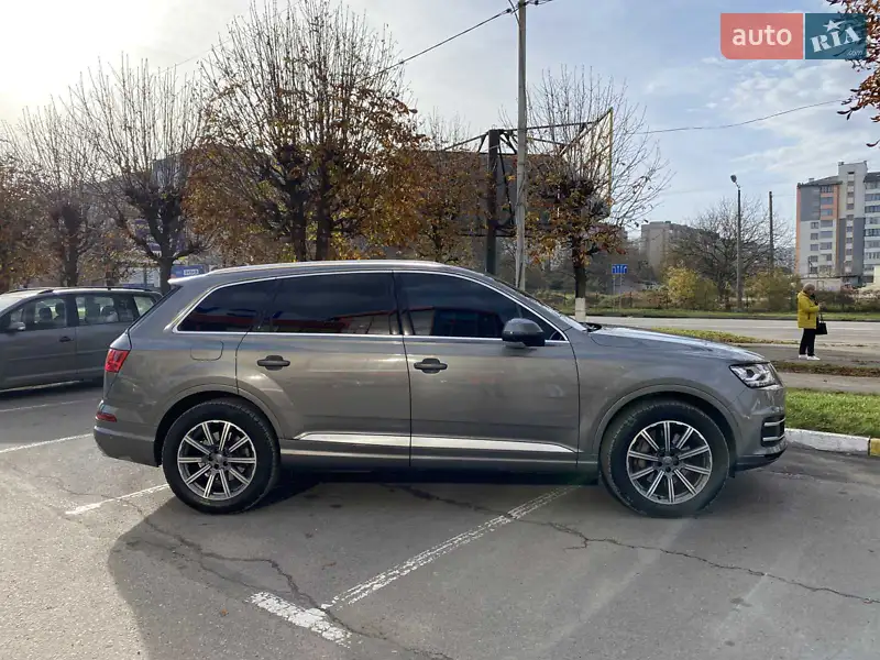 Audi Q7 2016