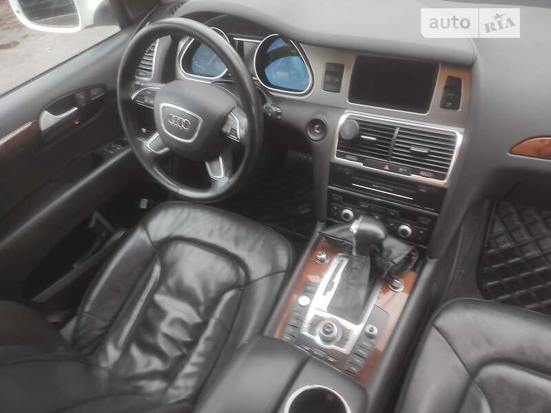 Внедорожник / Кроссовер Audi Q7 2015 в Житомире